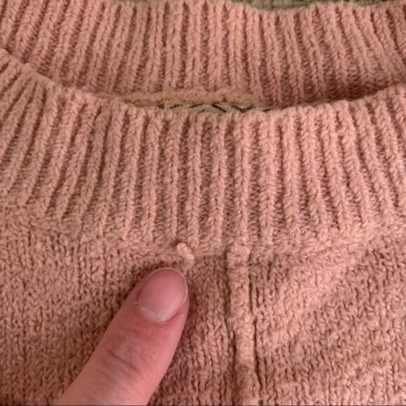 Ruby Moon womens size medium pink crew neck pullover sweater - Picture 3 of 8